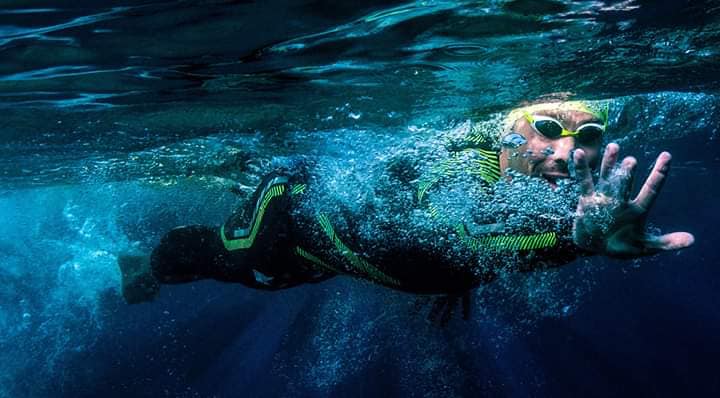 Nuoto: Per ottenere una nuotata efficiente; è bene trovare la giusta coordinazione tra battuta di gambe e ciclo di bracciata.